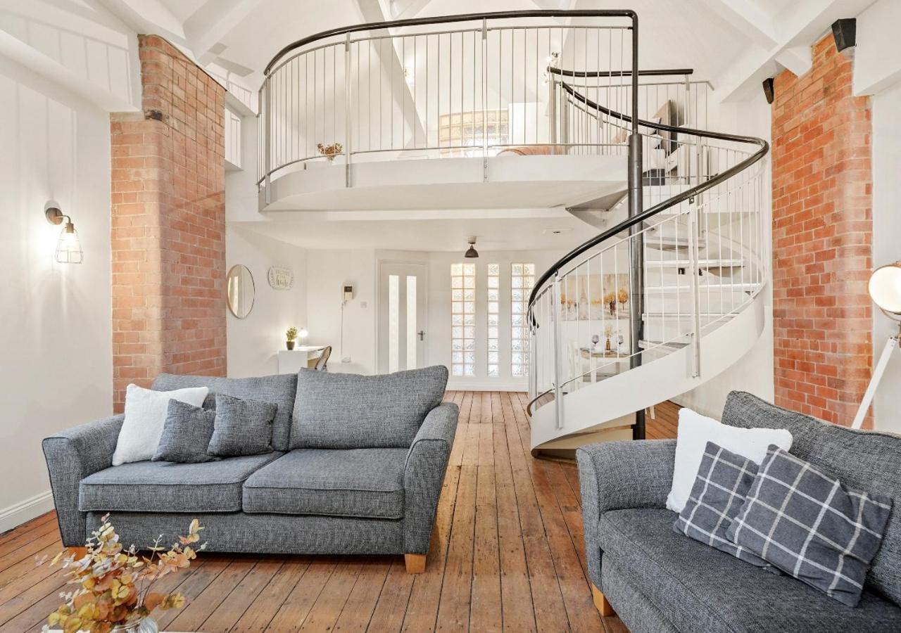 Apartamento Parking, Heated Floors, Sleeps 4 Guests, Netflix Lincoln Exterior foto